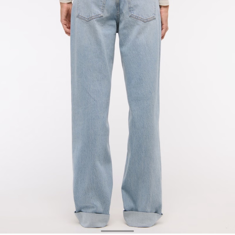 Low Rise Baggy Jean - Picture 2 of 5